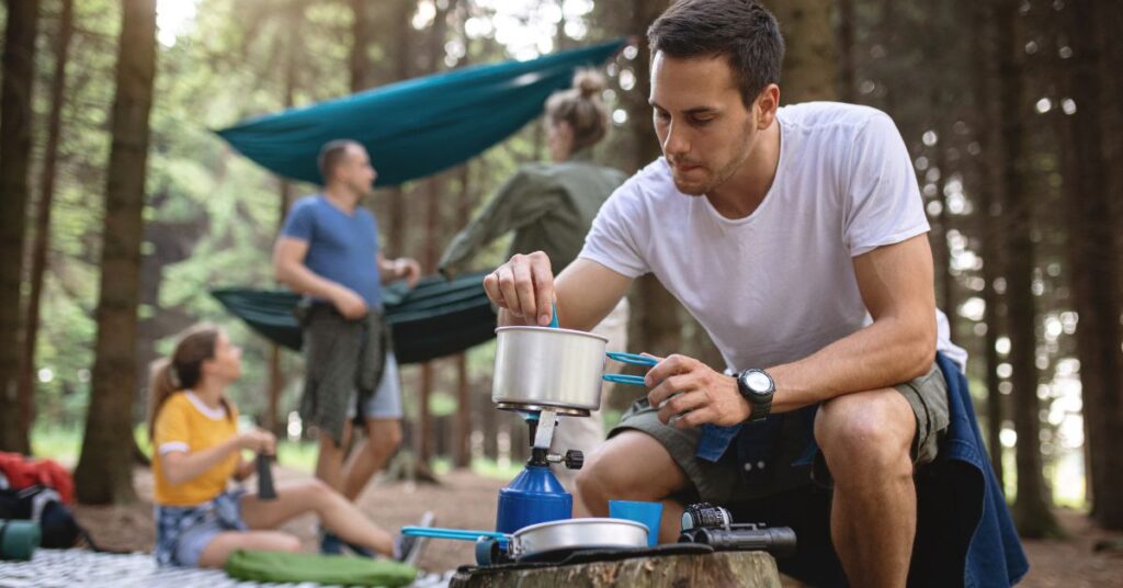 How to make coffee while camping in 12 super simple ways.