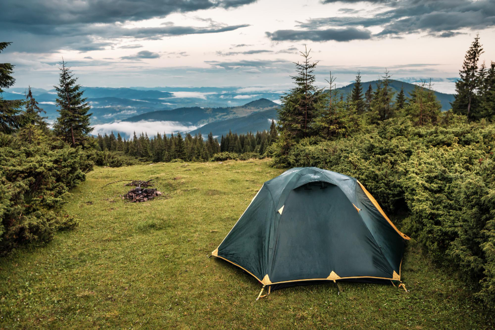 Camping in The Rain - 21 Expert Tips To Save Your Adventure